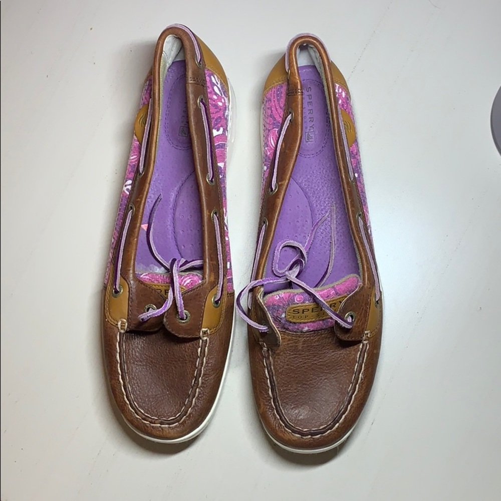 Sperry’s - Picture 2 of 4